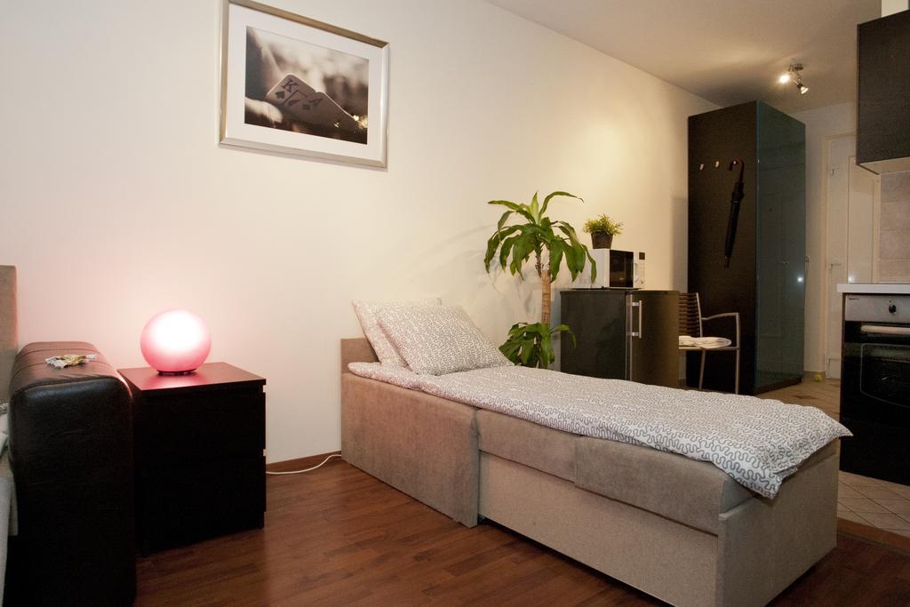 Gloria Apartment Budapest Ruang foto