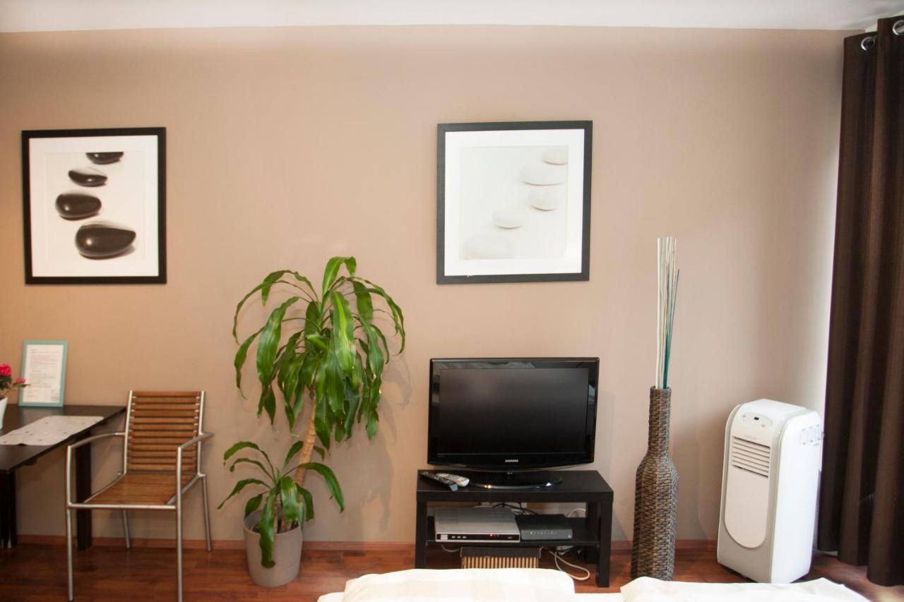 Gloria Apartment Budapest Bagian luar foto